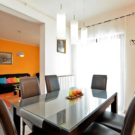度假居 House Branimir 1614 *